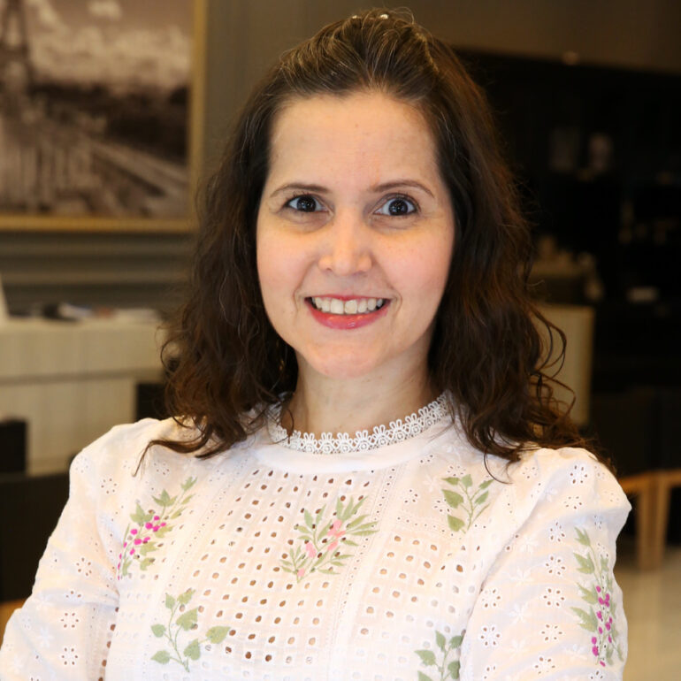 Néia Pina